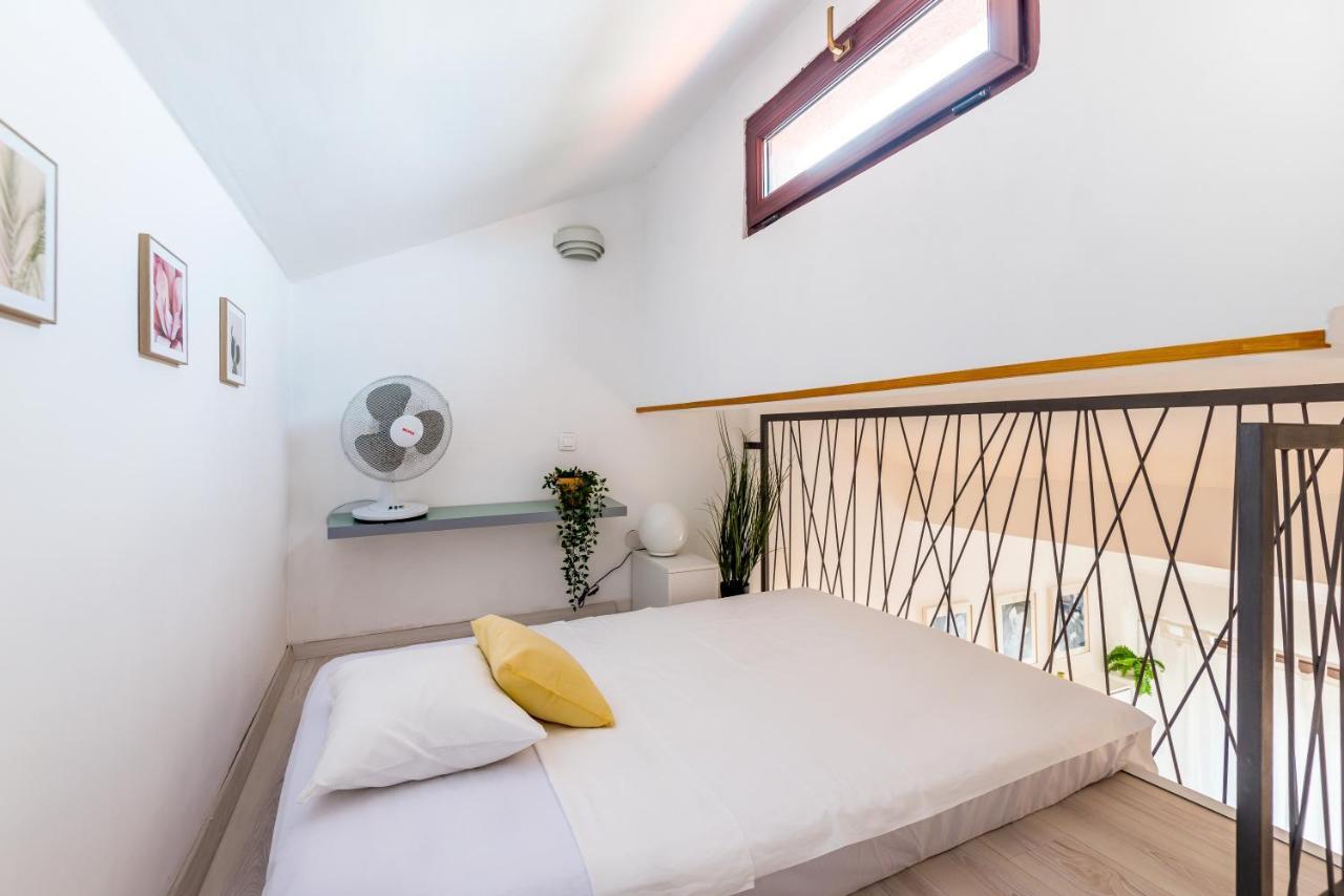 Apartmani Alic Шибеник Екстер'єр фото